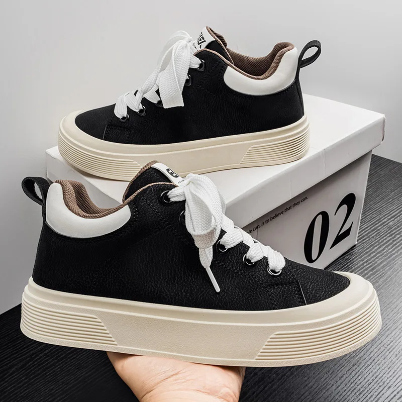 

Мужские повседневные кроссовки Весна 2026: модные высокие кеды на плоской подошве, удобные, универсальные, для активного отдыха, нескользящие, износостойкие, вулканизированные.