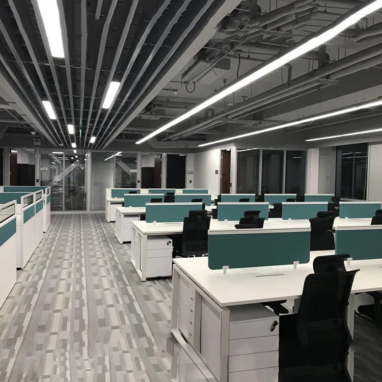 Mesa de escritório moderna Modular Estação de trabalho de escritório Mesa de computador para funcionários