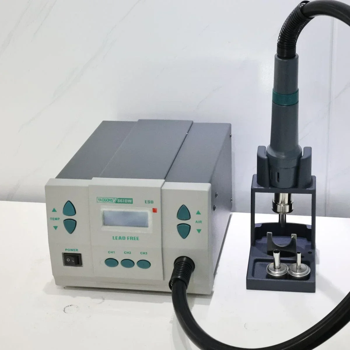 

Excellent Top Quality YAOGONG 861DW Soldering Station Hot Air Welding Rework Station With Nozzles For Mobile Phone BGA Desolderi