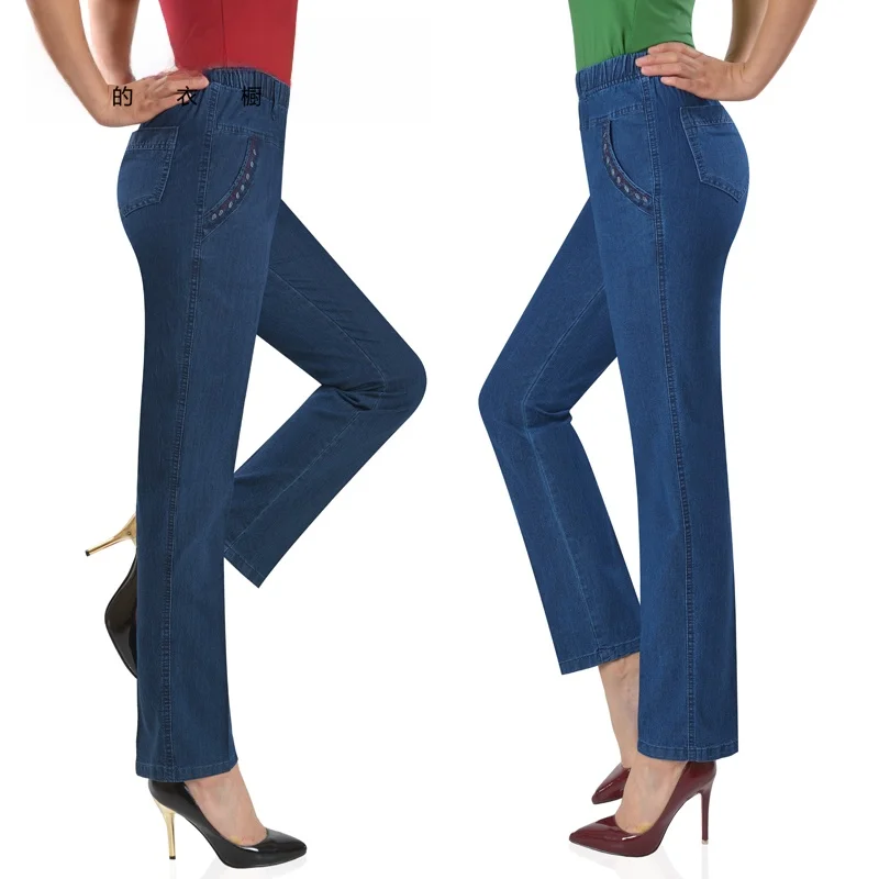 

Эластичные прямые джинсы для мам с высокой талией, новые летние женские свободные хлопковые эластичные джинсовые брюки для среднего возраста и пожилых людей...