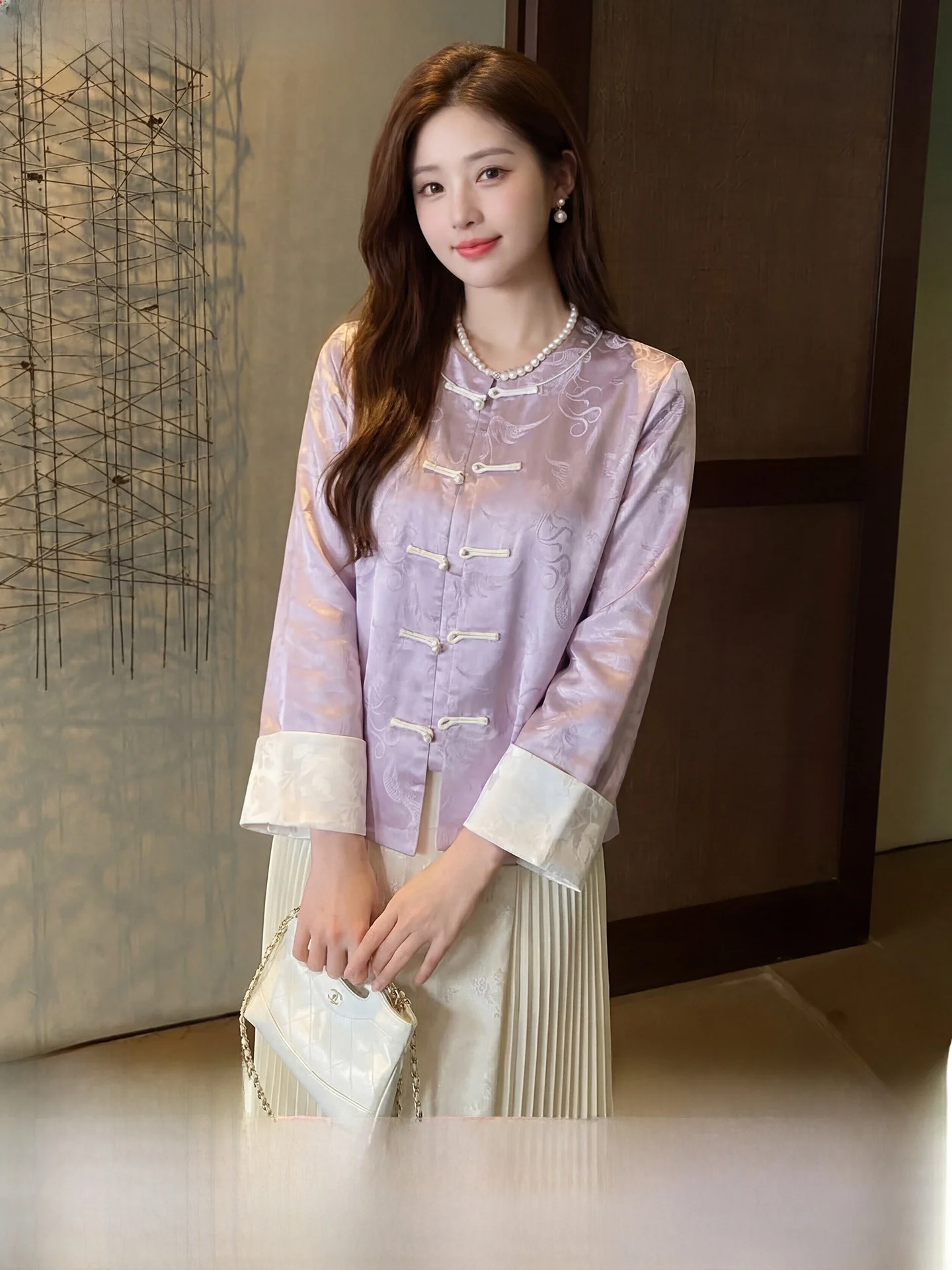 

New Chinese Style Women's Silk Short Jacket round Neck Long Sleeve Silk Top Spring 2026 Breathable Comfortable Fit