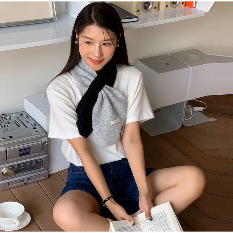 

Korean High-end Color Blocked Cross Shawl Women Autumn And Winter New Warm Scarf Cross Knitted Winter Protect Neck Women Scarf