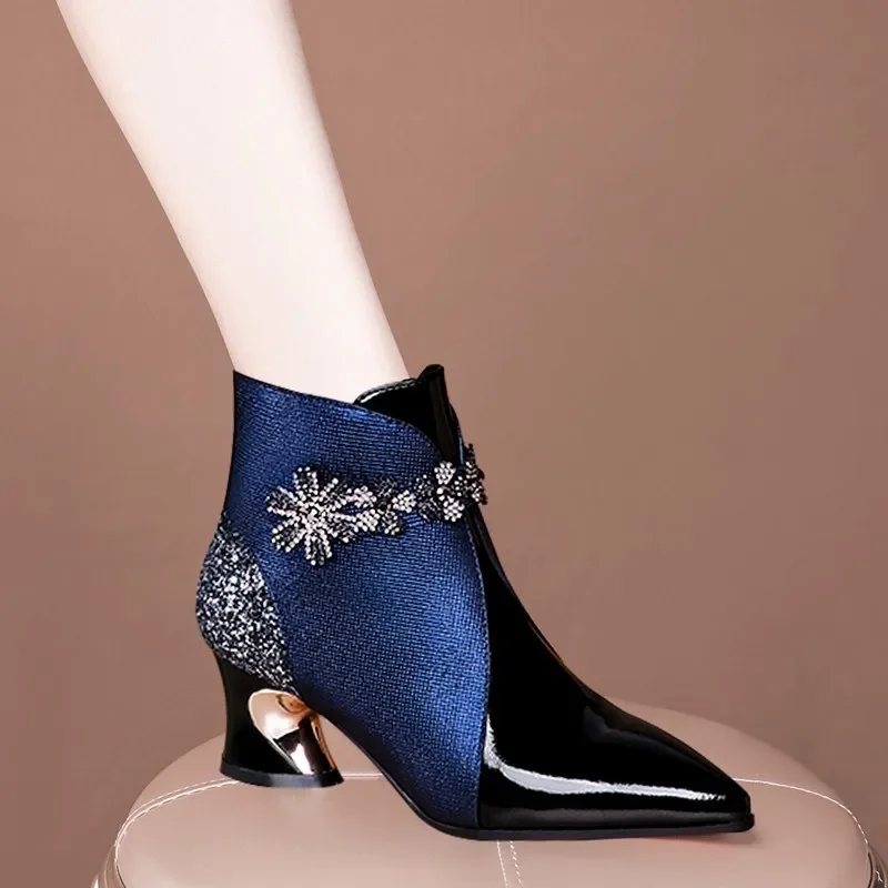 Fashion Ankle Boots Mother Thick Heel Metal Sequin and Velvet Warm Latin American New Women\'s Boots Pointed Toe Rhinestone Boots