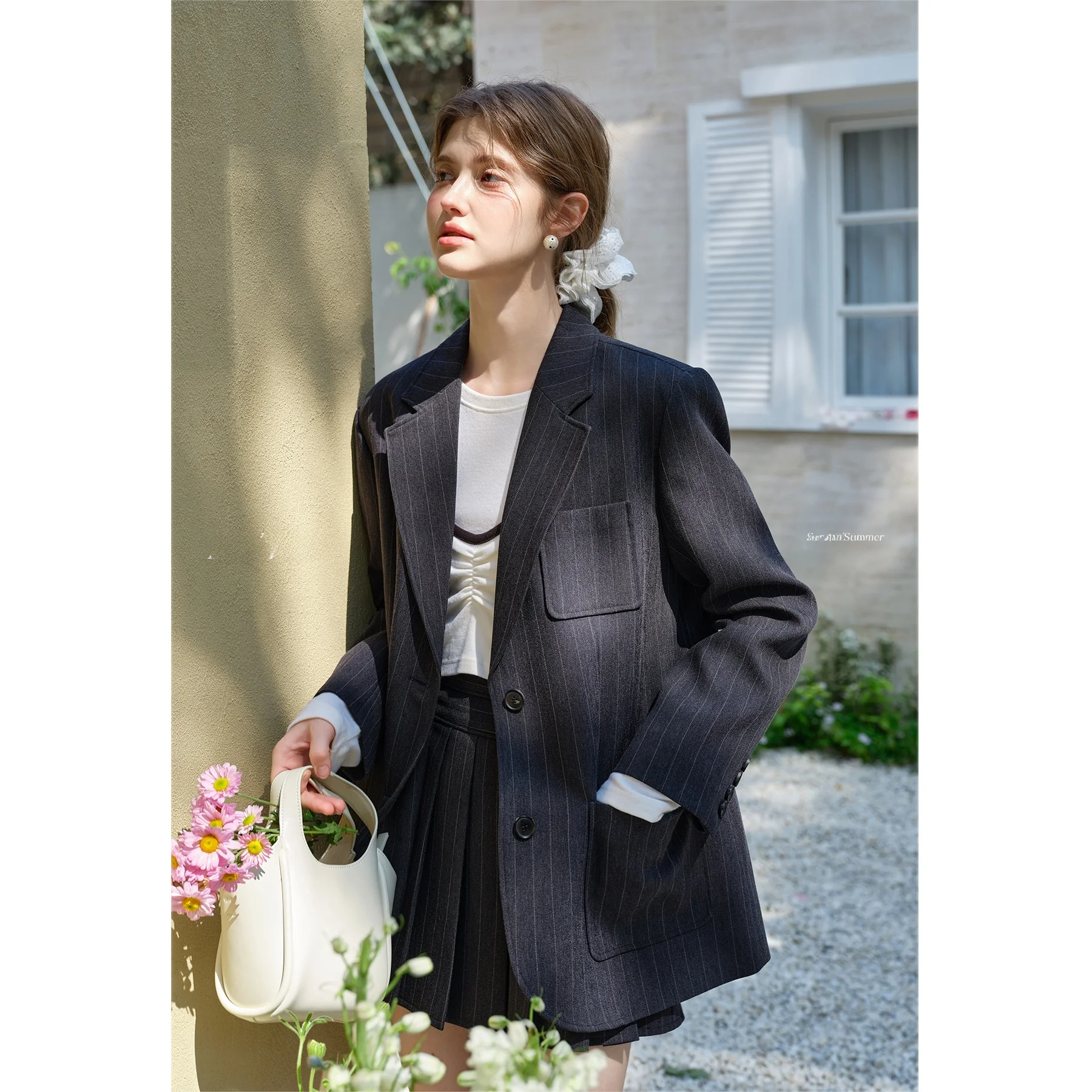 

Модный комплект-двойка от Lu Xiang Nan: женская одежда Весна 2026 – юбка и блузка с длинным рукавом на пуговицах