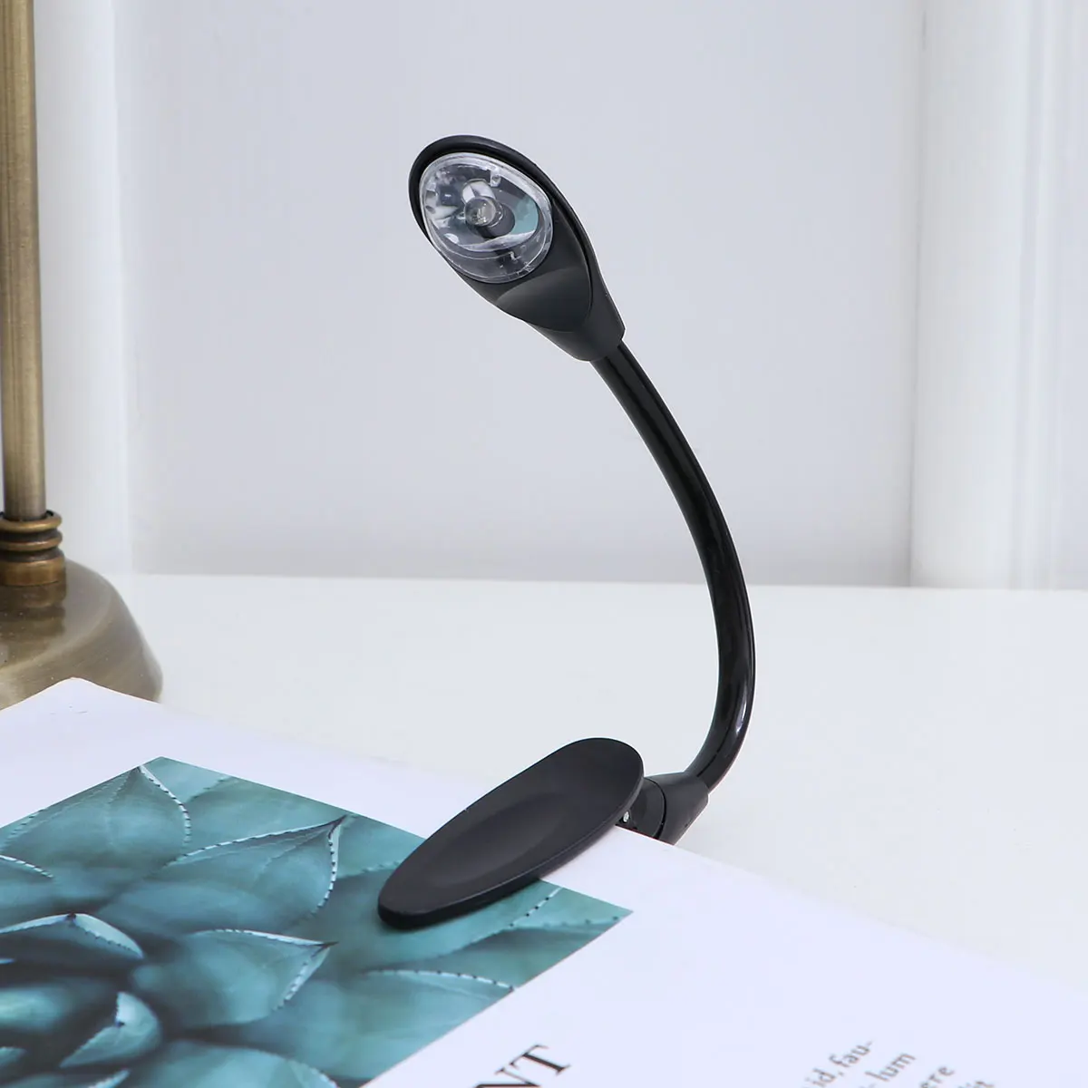 

【】Adjustable Clip-On Led Book Light Flexible Reading Lamp For Desk Camping Fishing Birthday Gift Black Mini Bedside Light