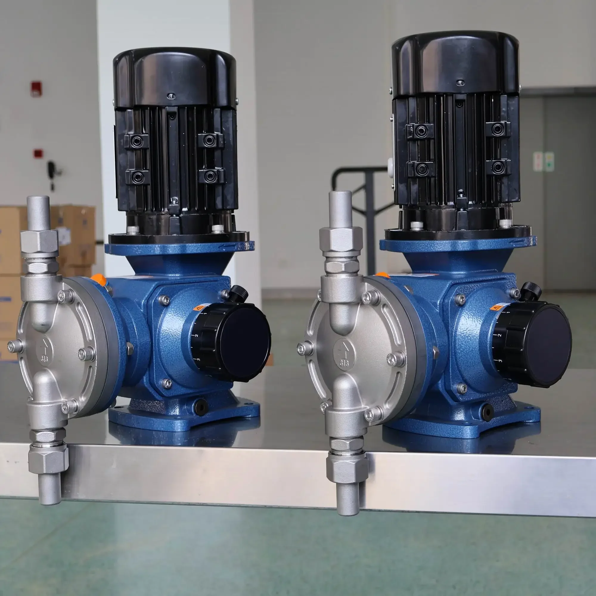 High precision electromagnetic mechanical plunger hydraulic chemical diaphragm metering dosing pump