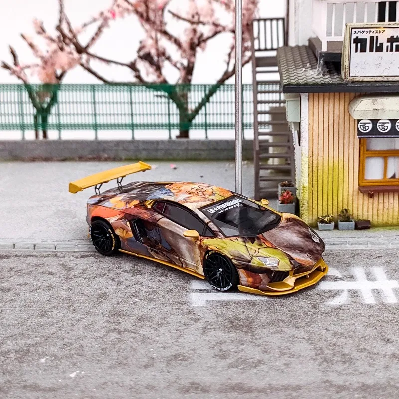 نموذج سيارة رائع مصنوع من خليط معدني عريض الجسم مقاس 1:64، هدية لصبي قوي، قابلة للجمع، زينة لسطح المكتب.