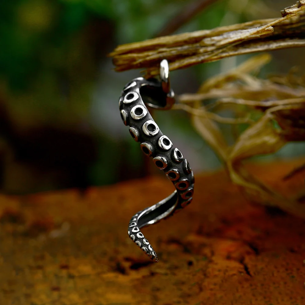 

Gothic Retro Octopus Tentacle Pendant Punk Creative Stainless Steel Necklace Men's and Women's Fashion Jewelry Gifts Wholesale