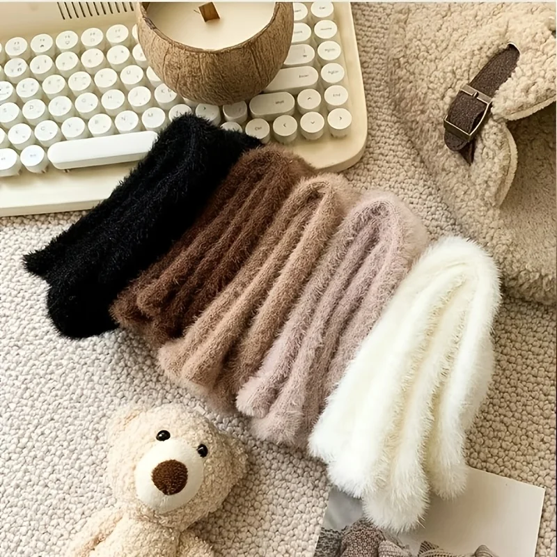 3 Pairs of Randomly Assorted Women's Autumn and Winter Plush Socks with Bow Accessories, Vintage Maillard Series, Thickened Warm Sleep Socks for Winter, Floor Socks, Warm Socks, Comfortable and Soft