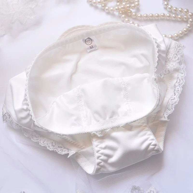 Women Cute Lovely Sweety Lolita Panties Princess Style Lace Embroidery Ruffles Underwear Stretch Milk Silk Breifs