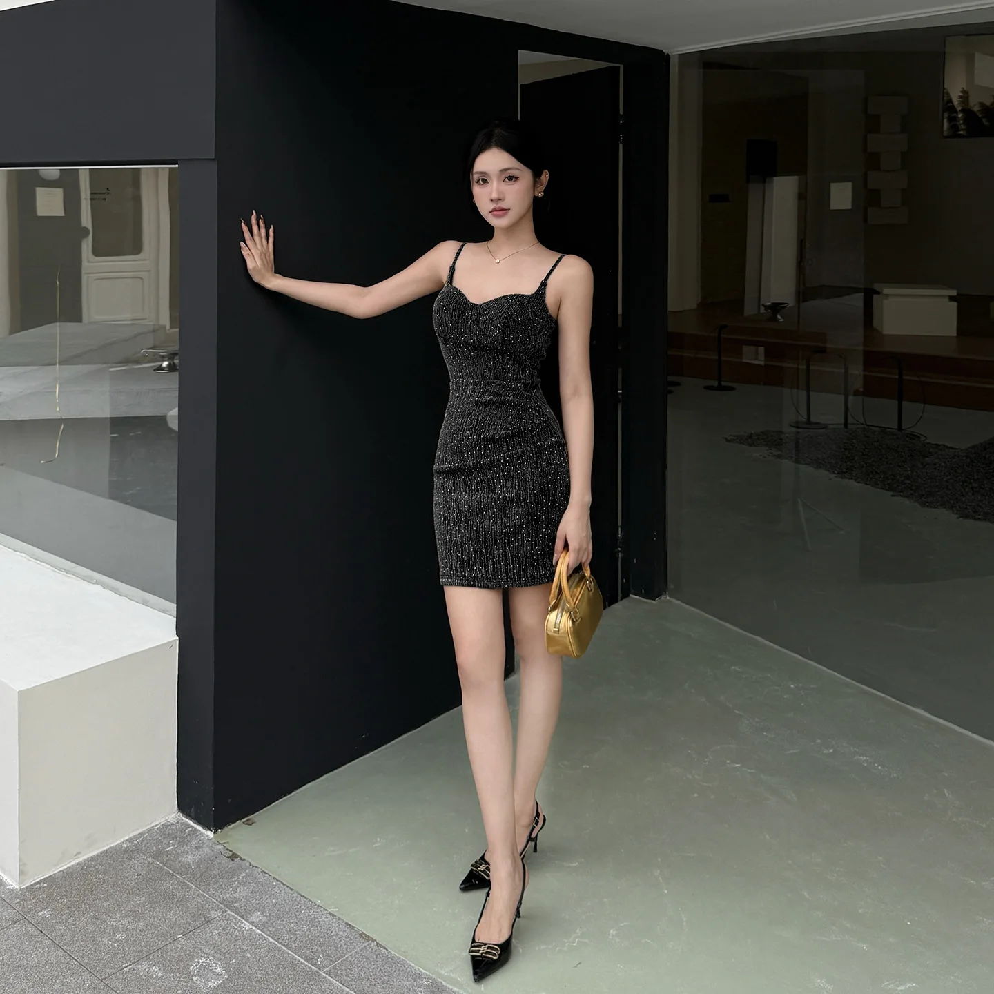 Mini Robe moulante noire Vintage ornée de strass, col licou, Sexy, Slim, tenue de Club, Robe de soirée courte, Robe de bal