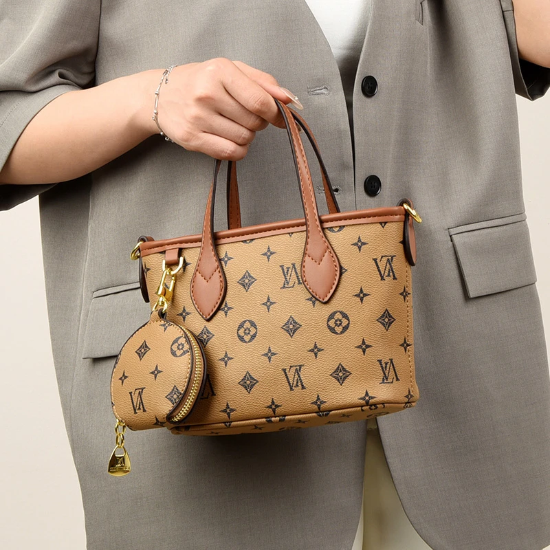 

Elegant Fashion Crossbody Bag Women's Luxury Zipper Shoulder Bag Vintage Fashion Design Chain Detachable Strap