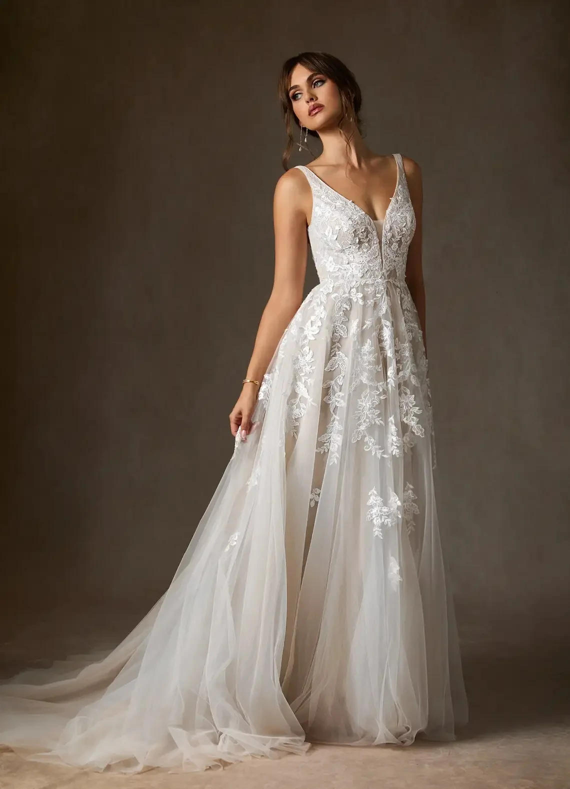 

DRESS FORU Classic Evening Dresses Lace for Floor-Length V-Neck Sleeveless Party Dress Criss-Cross Vestidos De Fiesta Customized