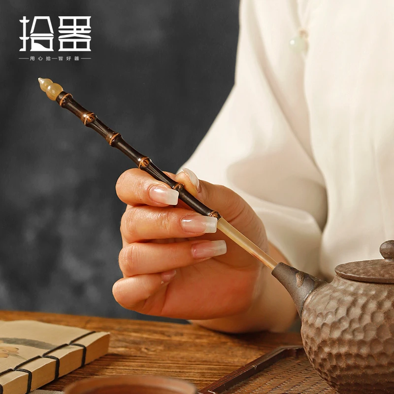 Handmade purple bamboo whip handle ox horn head tea pull tea needle hairpin tea scoop tea grilled tea ceremony six gentleman spa