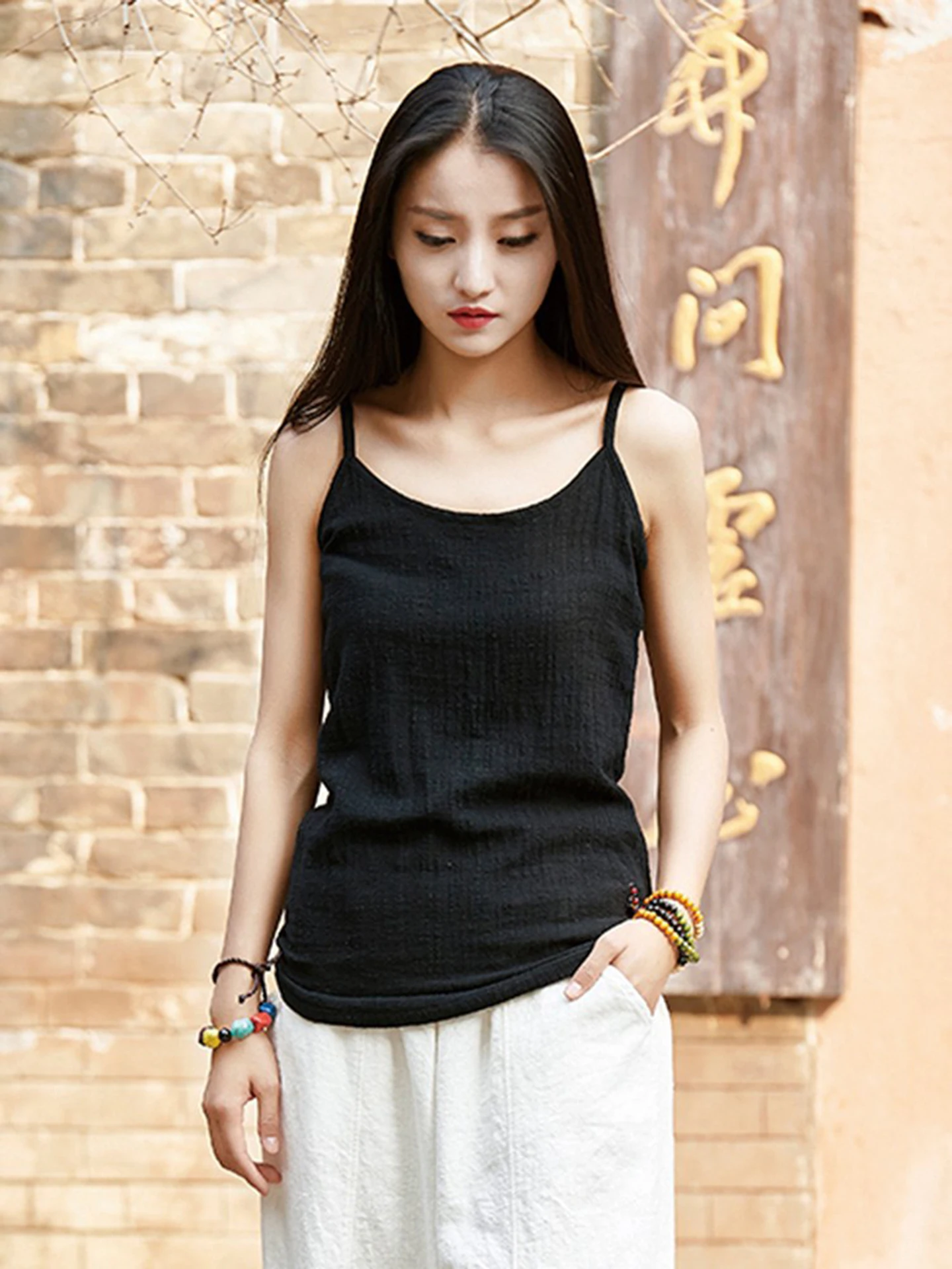 Cotton Linen Sleeveless Vest Women Summer 2026 New Base Shirt Artistic Versatile  Pure Color Inner Wear Casual Outfit