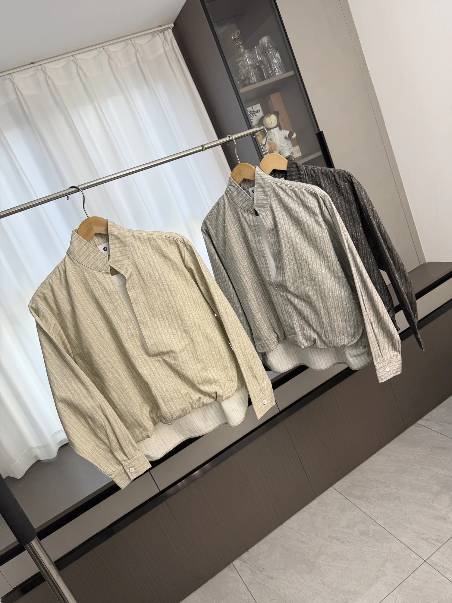 Casual Style Men's Long Sleeve Shirt Stand Collar Loose Fit Fashionable Autumn Wear Versatile Stripe Pattern Button up