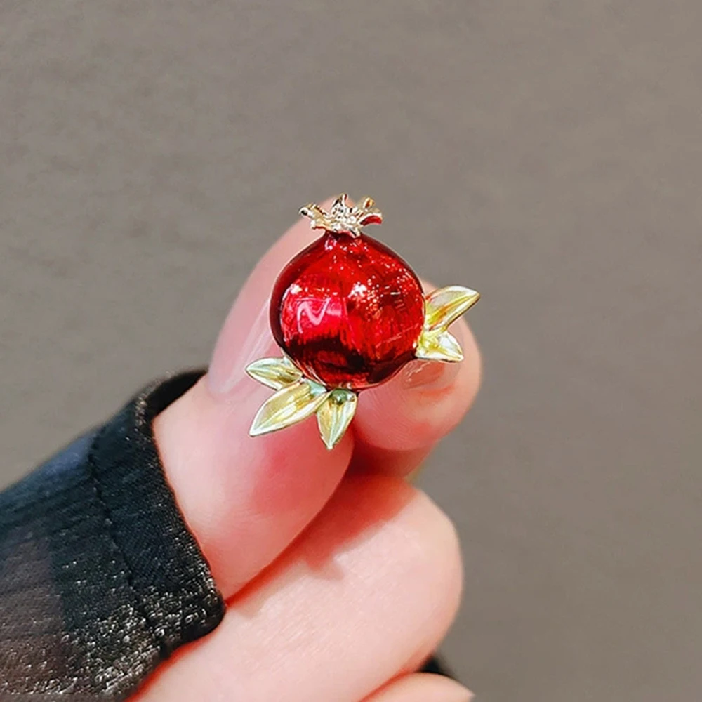 Broche delicado de Granada para mujer, nuevo, elegante, de gama alta, goteo de aceite, fruta, pecho, diseño de flor, textura, regalo de joyas de fiesta