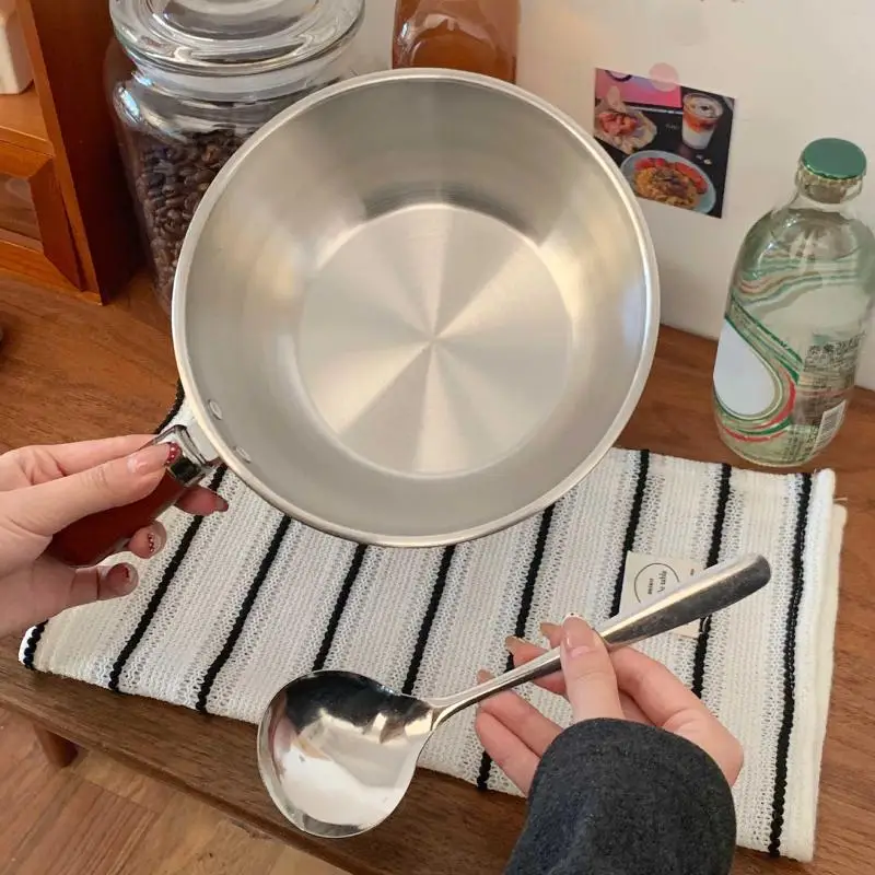 Stainless Steel Instant Noodle Pot Small Pot For One Person High-value Appearance Wood Handle Snack Pot Small Cooking Pot