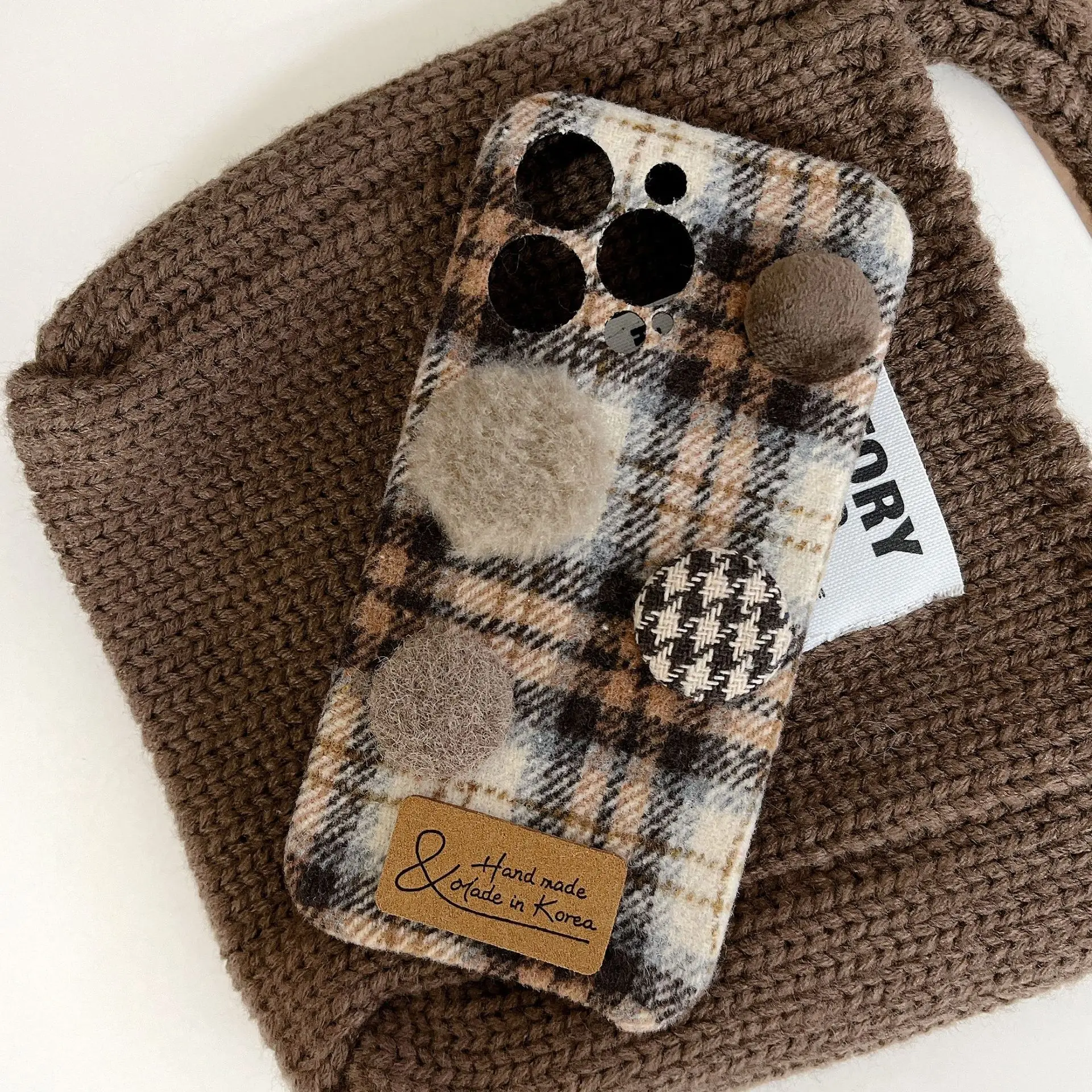 Winter Plush Phone Case Suitable for IPhone 13 Pro Max 14 Pro 12 11 Nano Anti Vibration IPhone 15 Pro Warmth Grid Element Cover
