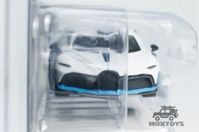 MINI GT Mijo 1:64 Bugatti Divo White Diecast Model Car