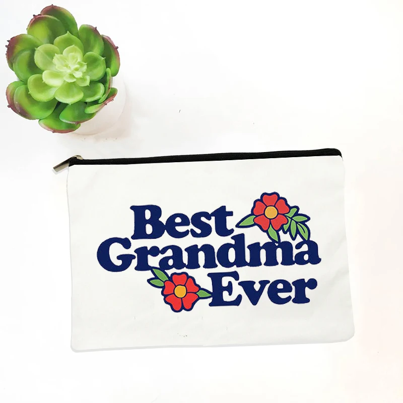 Best Grandma Ever Print Women Jewelry Bag Flower Skincare Bag Paired with Fashionable Clothing Items The Best Gift for Grandma