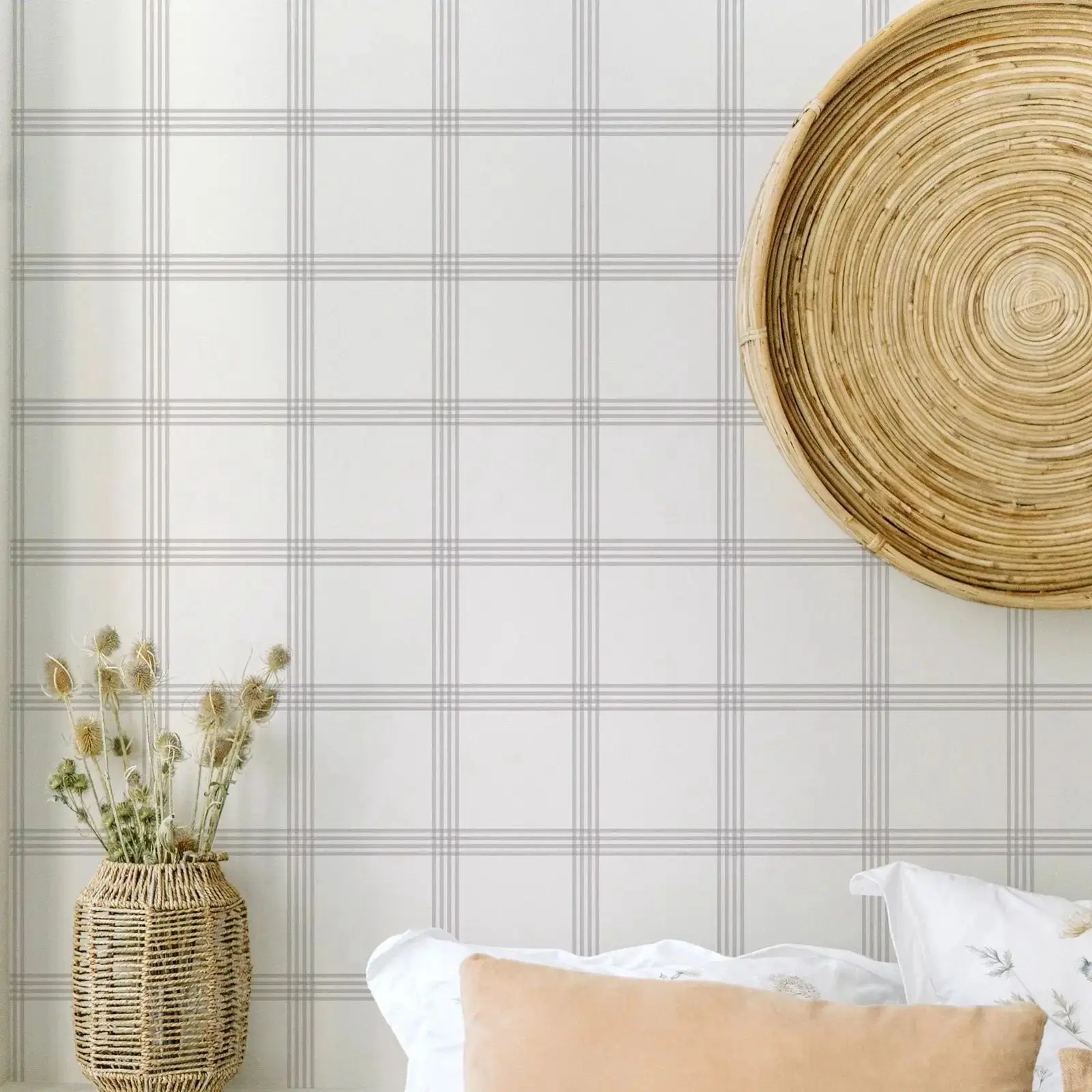 Minimal Grid Line Normaal behang in grijs en wit. Of klassieke gingham zelfklevende muurafdekking, modern geruit behang