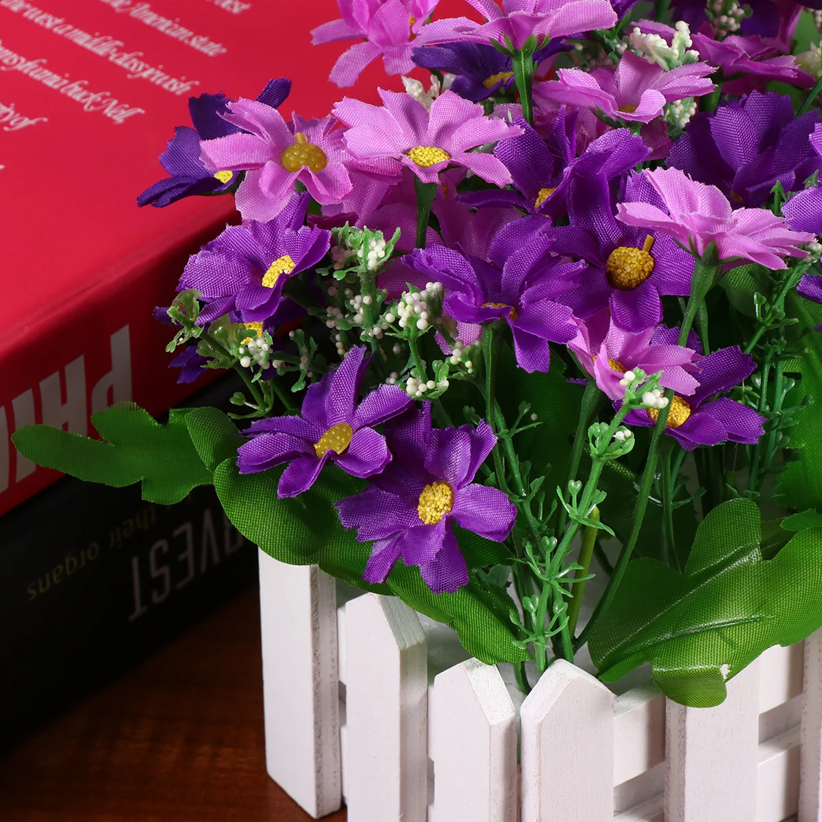 

Simulated Fence Flower Adornment Purple Lifelike Artificial Flower Ornament for Indoor Home Wedding Party Office Decoration