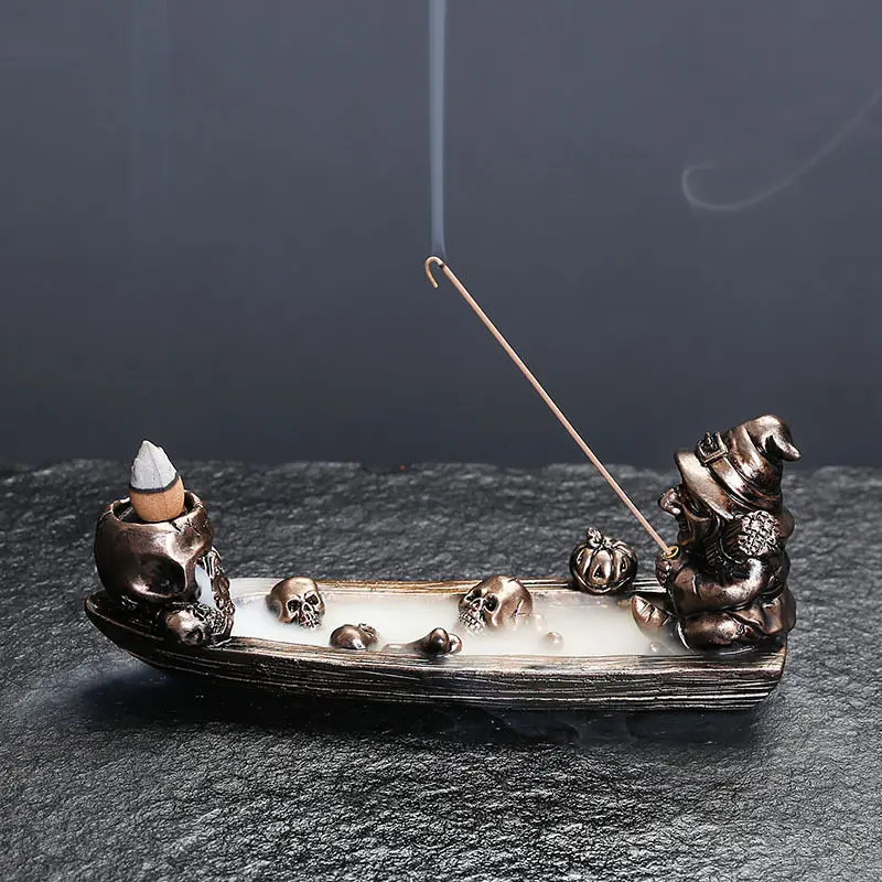 Resin reflux aromatherapy burner Skull thread incense holder ornament creativity European and American wizards Skull skull bone