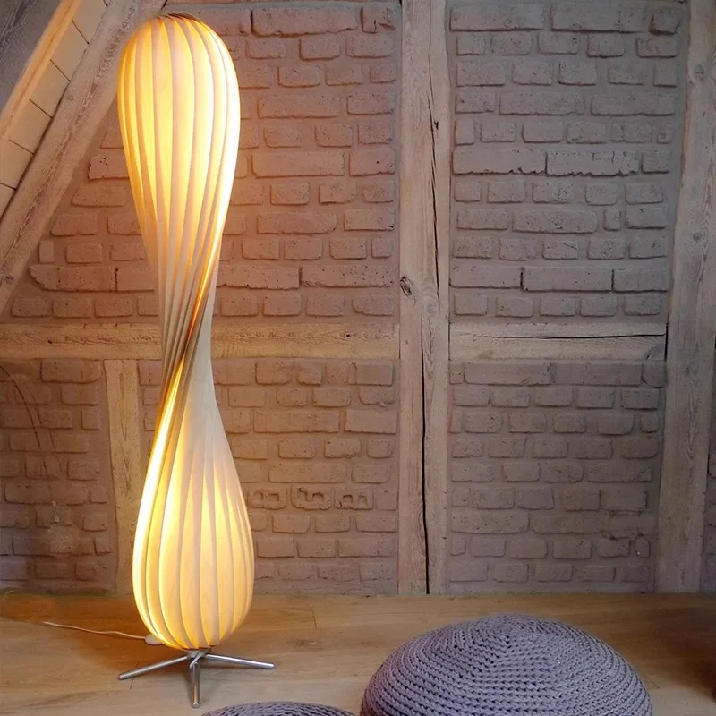 Modern Luxury Wooden Curved Lampshade Floor Lamp for Living Room Bedroom Bedside Standing Lamp Indoor Lighting Foot Lamp Salon