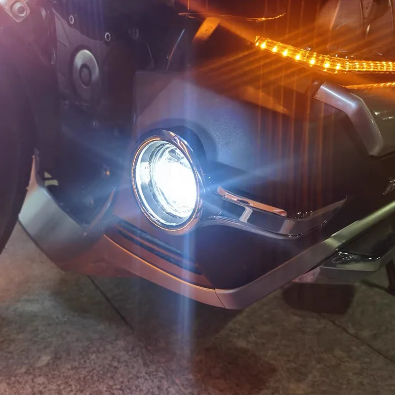 Motorcycle Accessories For Honda Goldwing Chrome Fog Light Trim Rings GL 1800 Gold Wing 1800 Tour 2018 2019 2020 2021 2022 2023