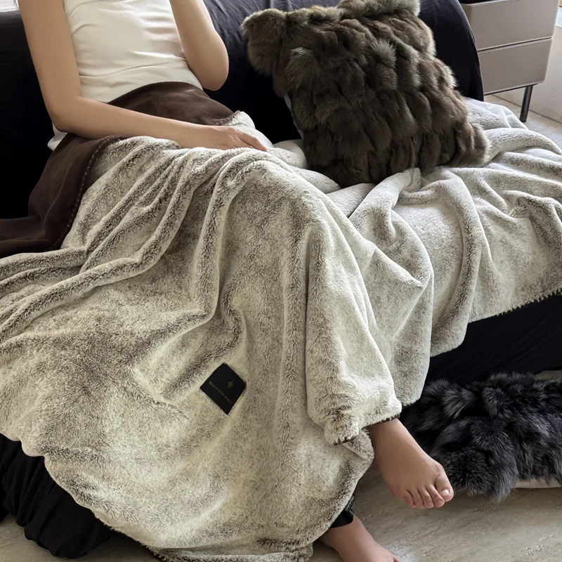 

Легкое роскошное толстое одеяло из искусственной кожи, зимнее двустороннее коралловое фланелевое офисное одеяло для сна, одеяло с кондиционером для дивана