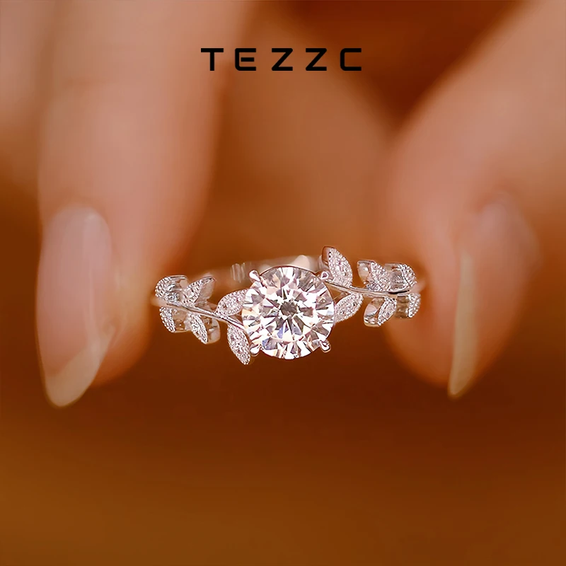 Tezzc 0.5ct 1ct Moissanite Ring Sterling Silver Brilliant Lab Diamond Halo Pierścionki zaręczynowe dla kobiet Obietnica prezentu Drobna biżuteria