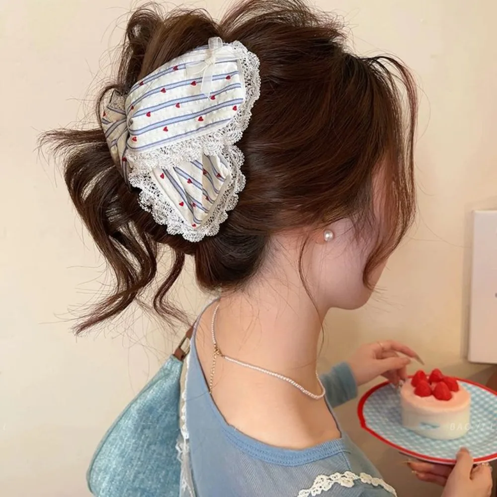 

Fashion Polka Dot Cloth Triangle Hair Claw Heart Bowknot Large Shark Clip Fabric Headdress Bow Hair Clip Female