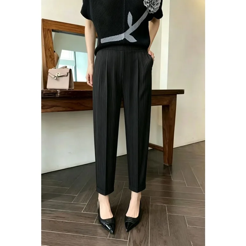 Miyake Pleated Pants Plisse Women 2026 Autumn New High-End Slimming Fold Versatile Draped Loose Pleats Casual Pants for Women