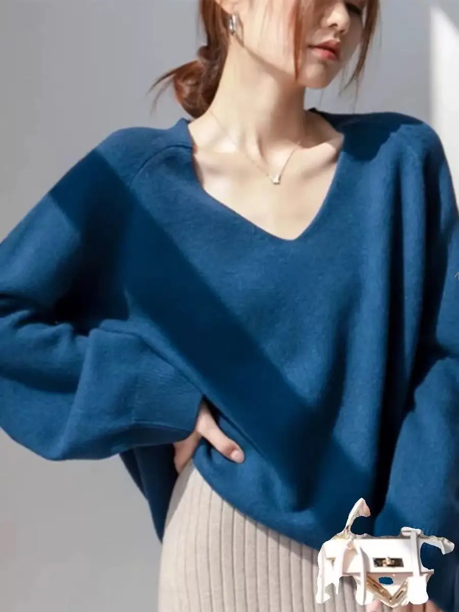 Autumn and winter new 100% wool sweater women's V-neck solid color knitted bottom sweater loose cashmere sweater