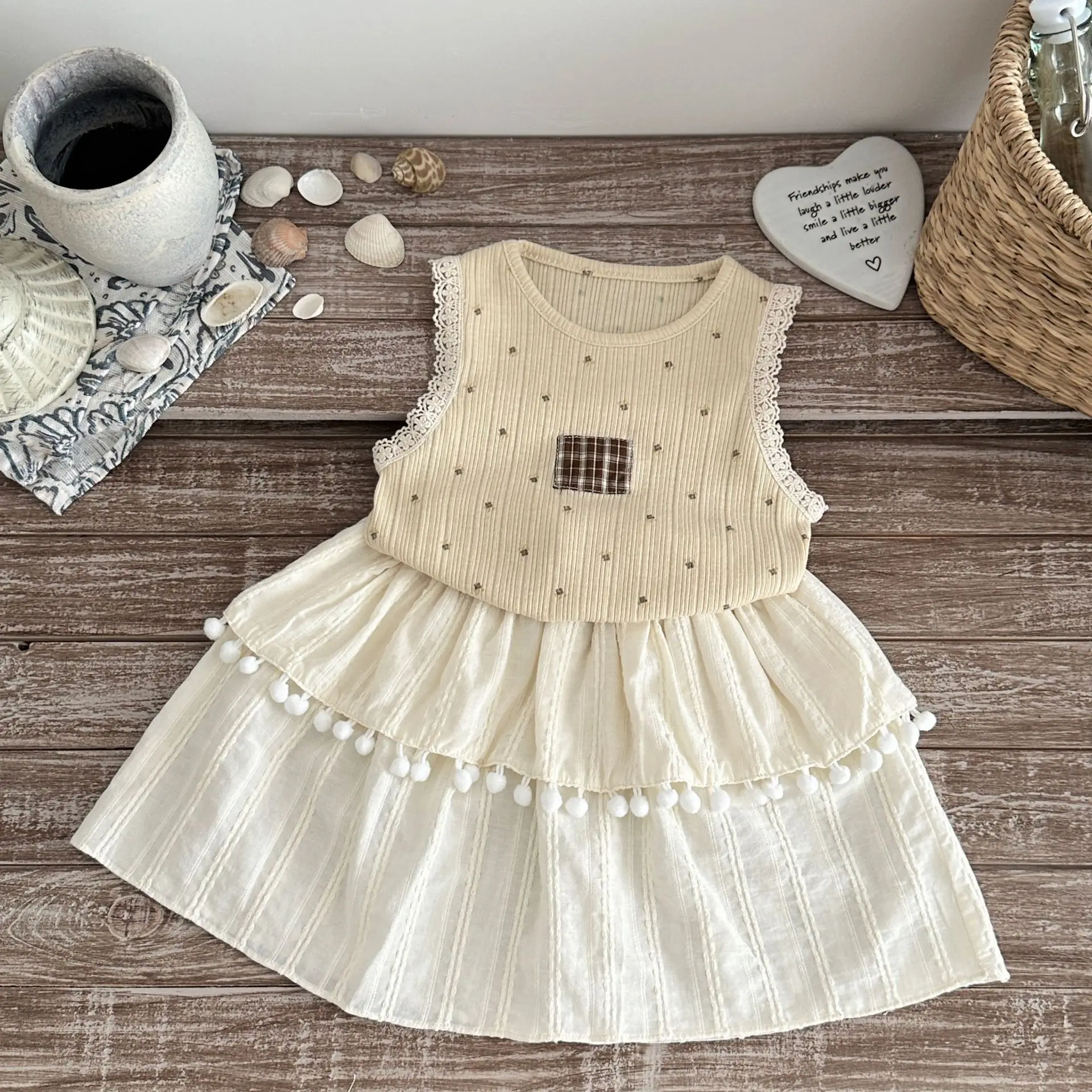 

2026 Summer New Baby Girl Sleeveless T Shirts Girls Sweet Flower Print Vest Cotton Infant Cute Floral Lace Tops Toddler Clothes