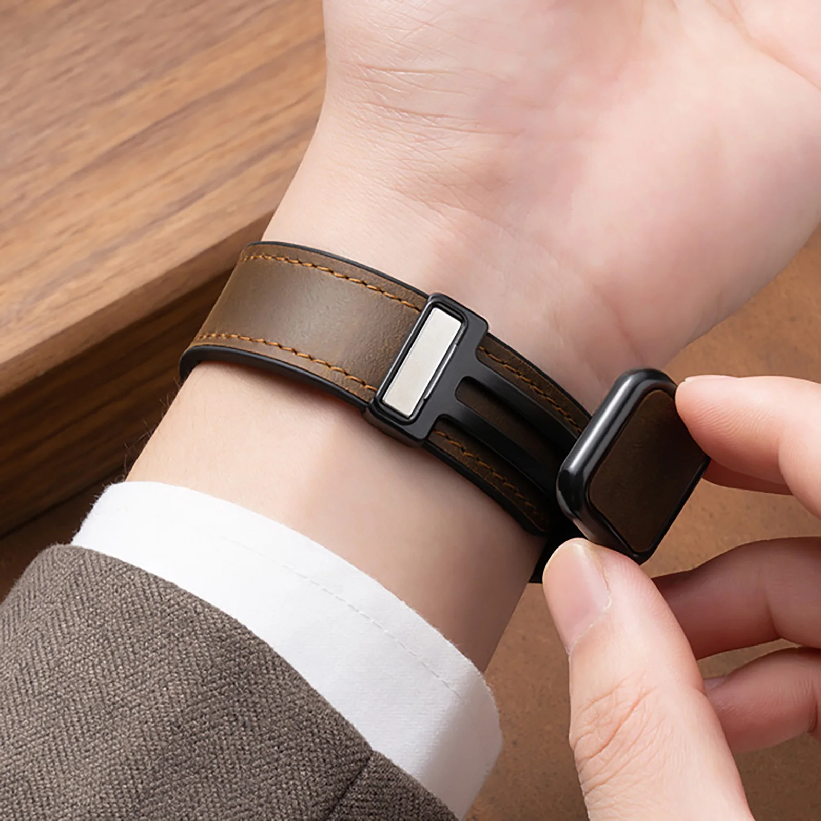 Genuine Leather Strap Compatible with Apple Watch 49mm 45mm 44mm 41mm 40mm Silicone Magnetic Band for iWatch 9 8 7 6 5 SE Ultra