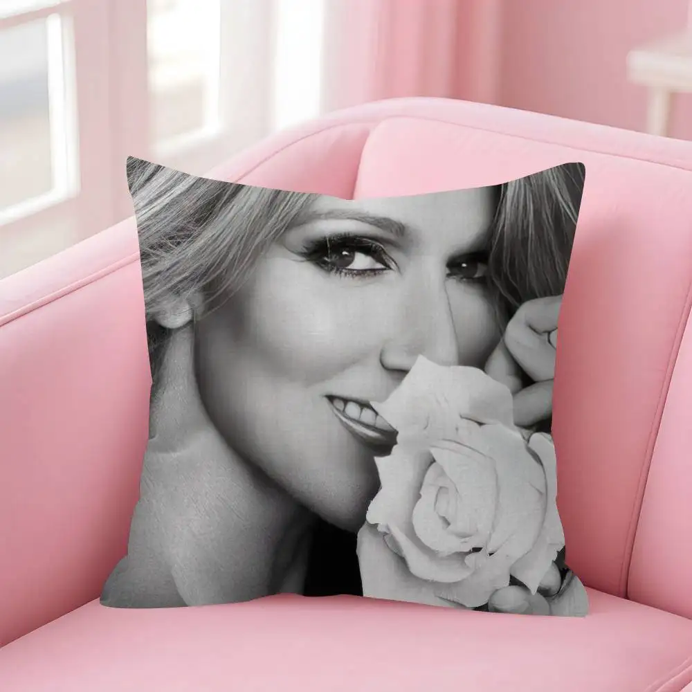 Celine Dion Schwarz-weißer, doppelseitig bedruckter Kissenbezug, kurzer Plüsch, geeignet für Wohnzimmer, Schlafzimmer, Dekokissenbezug – Detail 4