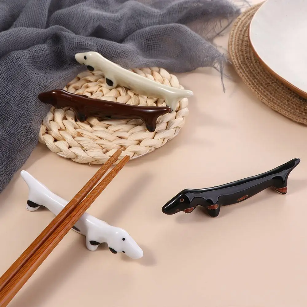 Restaurant Home Decoration Puppy Shaped Cute Ceramic Dachshund Chopsticks Holder Dinnerware Stand Chopstick Rest Tableware Rack