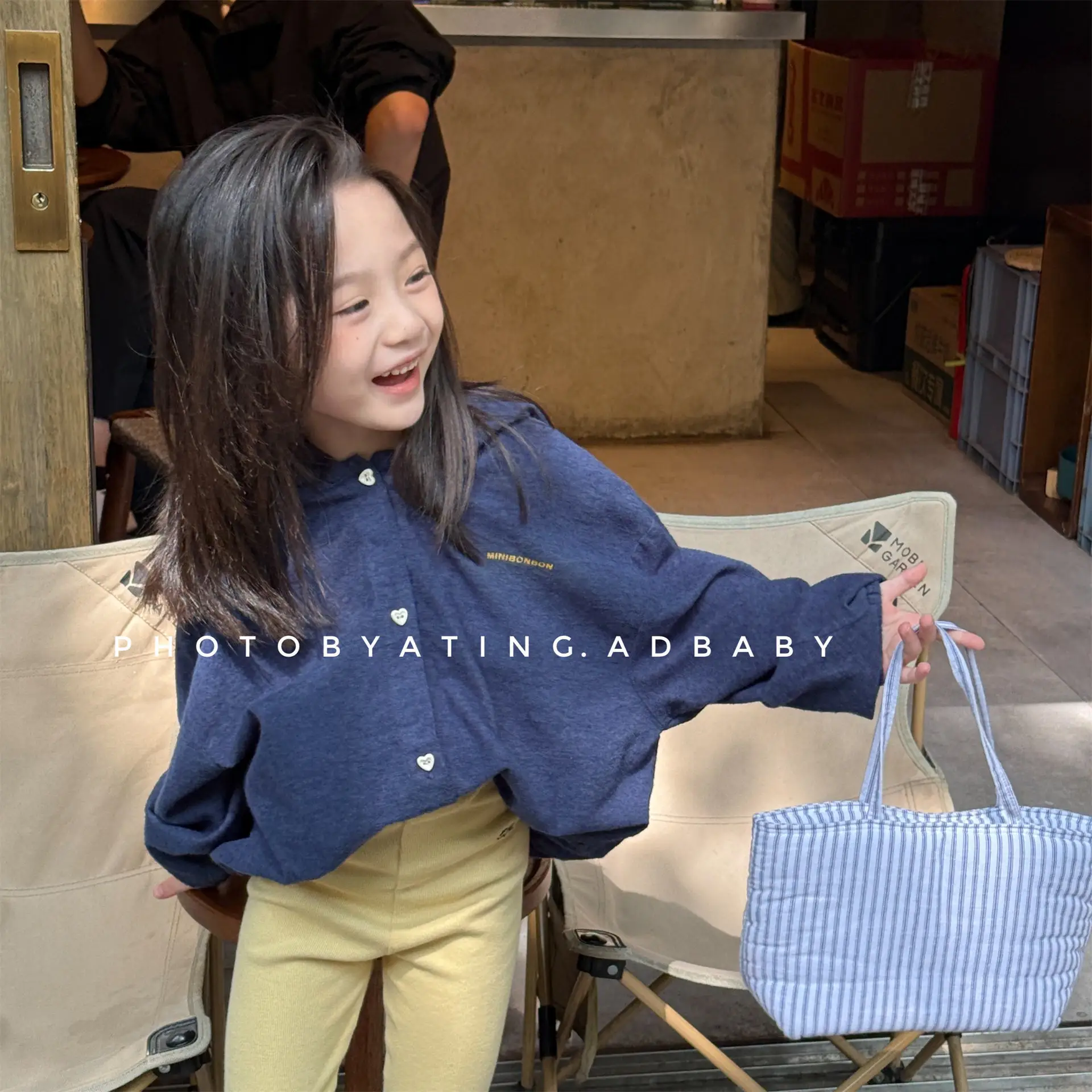 

Осень 202, кардиган с капюшоном и длинными рукавами для девочек, корейский стиль, милые пальто с пуговицами в форме сердца для маленьких девочек, повседневная куртка для мальчиков, детская одежда