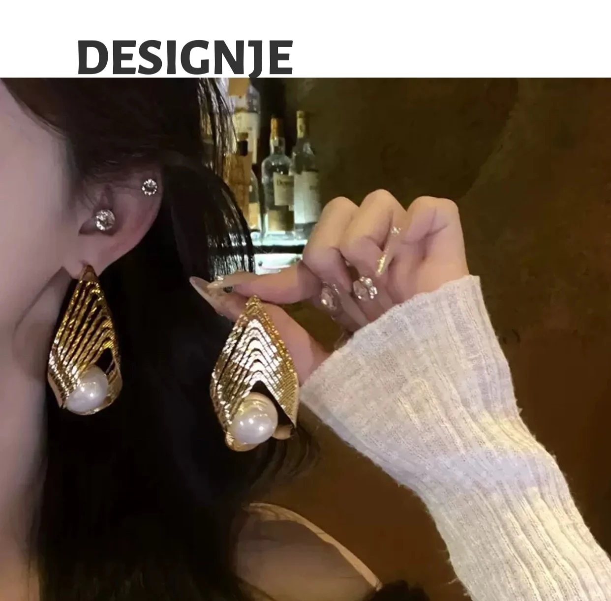 

[Personality Fashion] European and American retro luxurious multi-layer geometric metal pearl earrings, luxurious earrings
