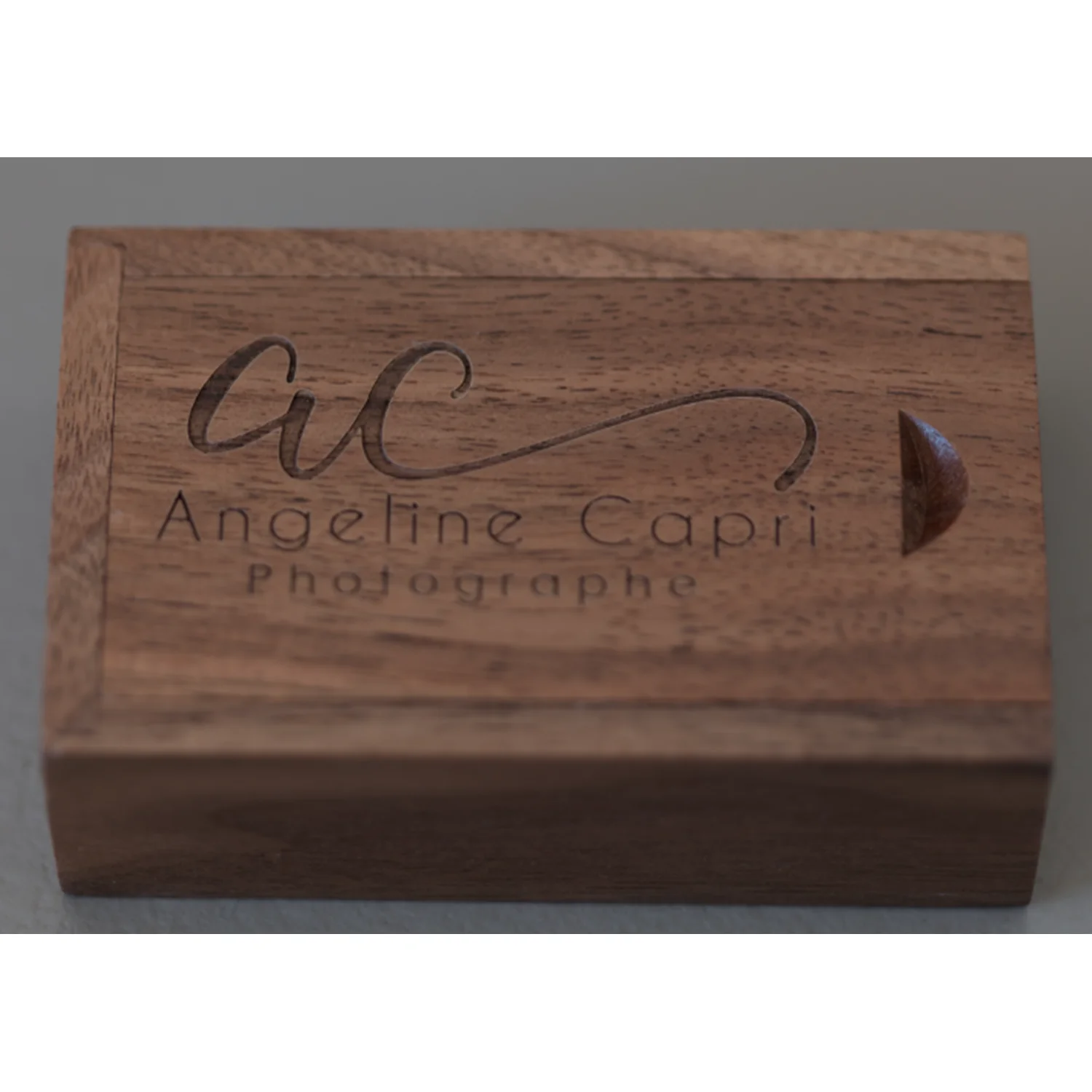 โลโก้ที่กําหนดเองกล่องไม้สร้างสรรค์แบรนด์