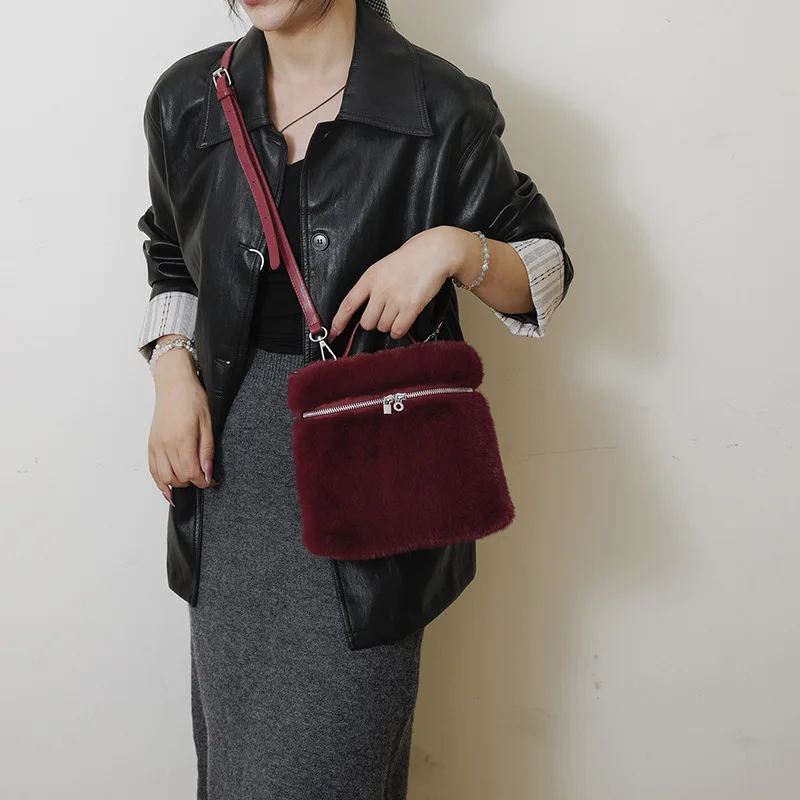 Plush Multifunctional Shoulder Bag Winter New Faux Fur Crossbody Shoulder Bag Fashion Student Schoolbag Women Small Backpack