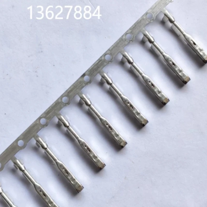 50PCS Original genuine Car connector 13627884 female terminal waterproof connector
