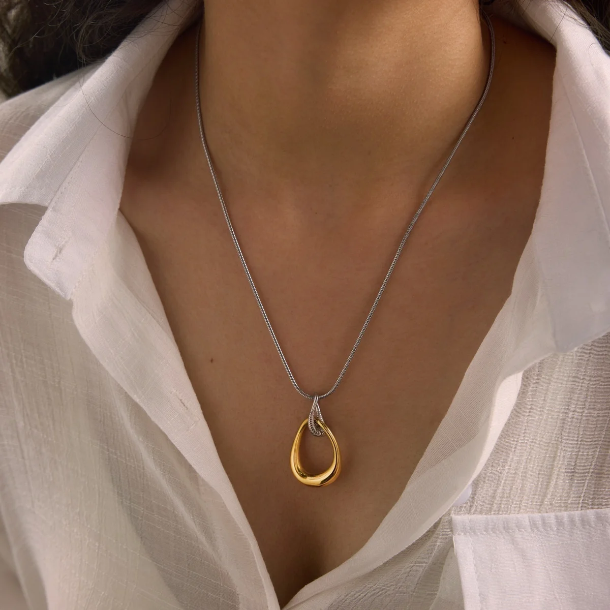 Stainless Steel Irregular Circle Pendant Necklace for Women Men Silver Color Snake Chain Hollow Geometric Round Choker Jewelry