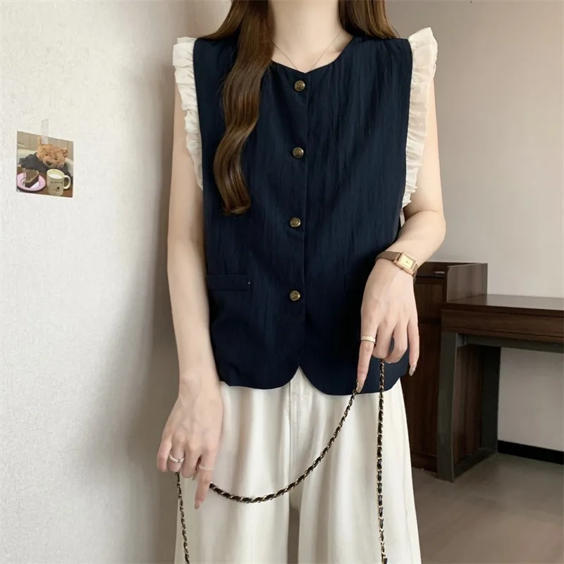 

Summer New Design Shirt Versatile Elegant Splice Lace Sweet French Style Sleeveless Vest Top Women's Buttoned Shirt Pure Color