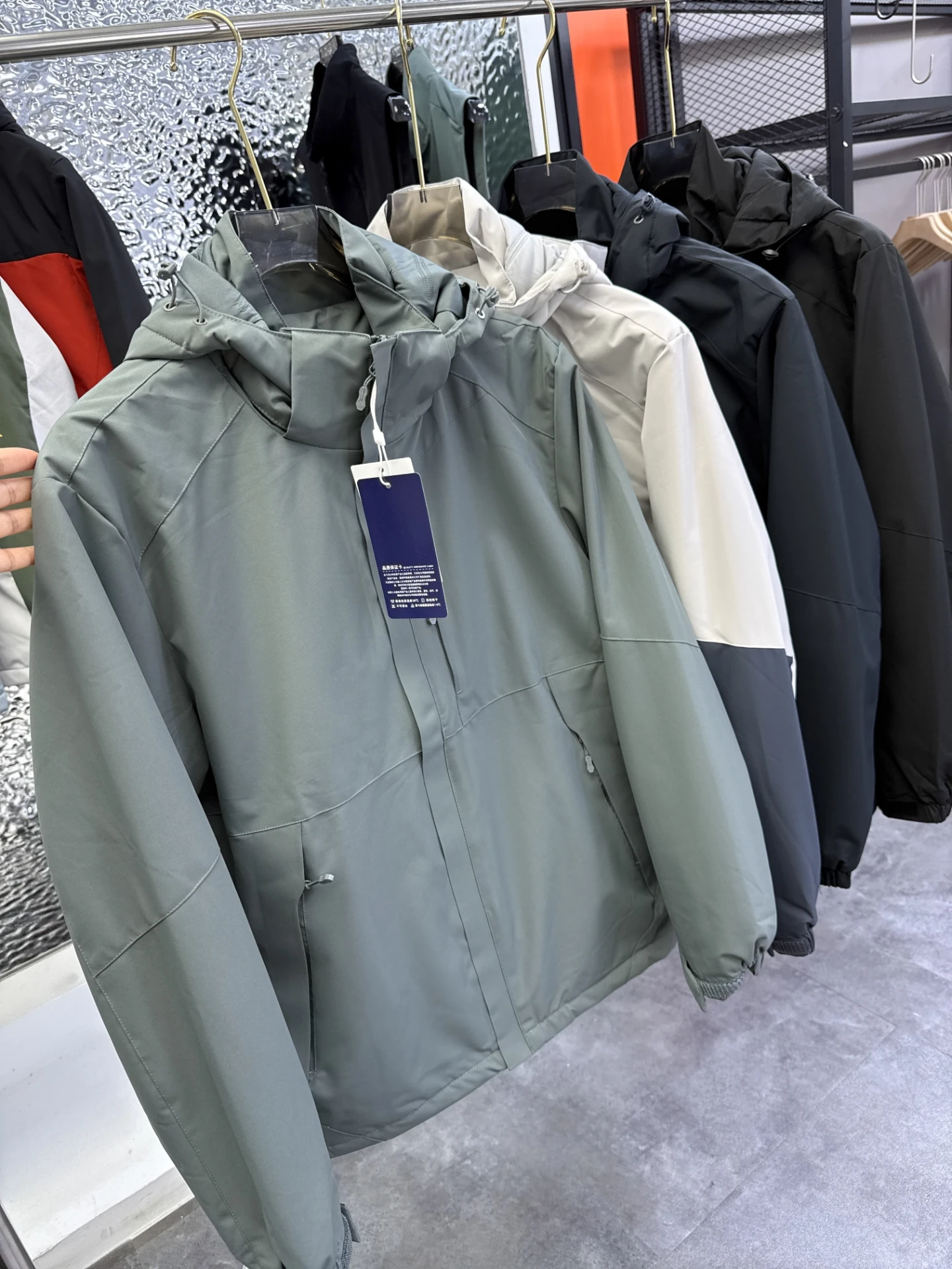 

Мужская теплая ветрозащитная водонепроницаемая повседневная хлопковая куртка с капюшоном со съемной подставкой Ci Faion Fit Long Sve