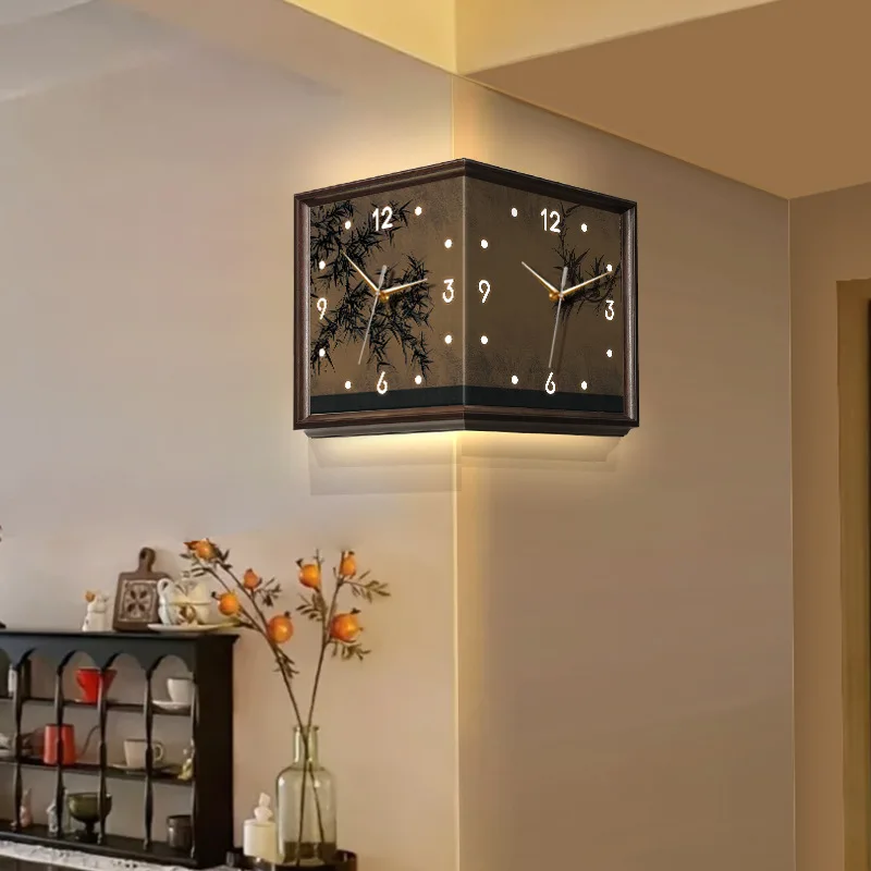 Mozhutu corner double-sided wall clock, corner Chinese style bamboo wall clock