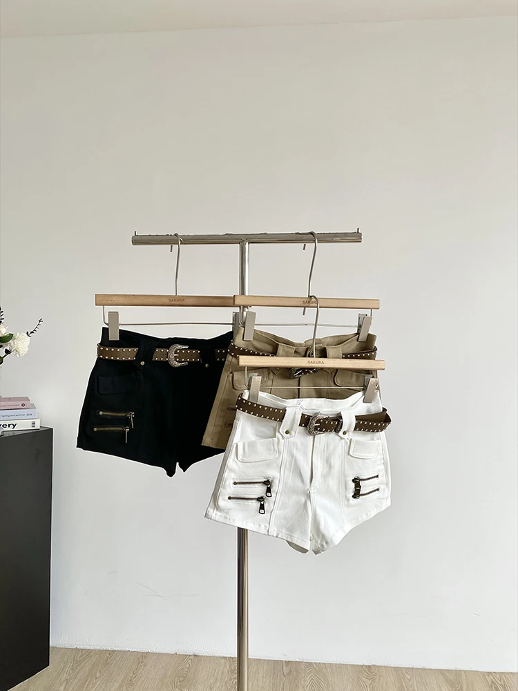

Women Low Waist White Short Jeans Zipper Decoration With Waistbelt Denim Short Pants 2025 Summer Fashion New Chic Jeans