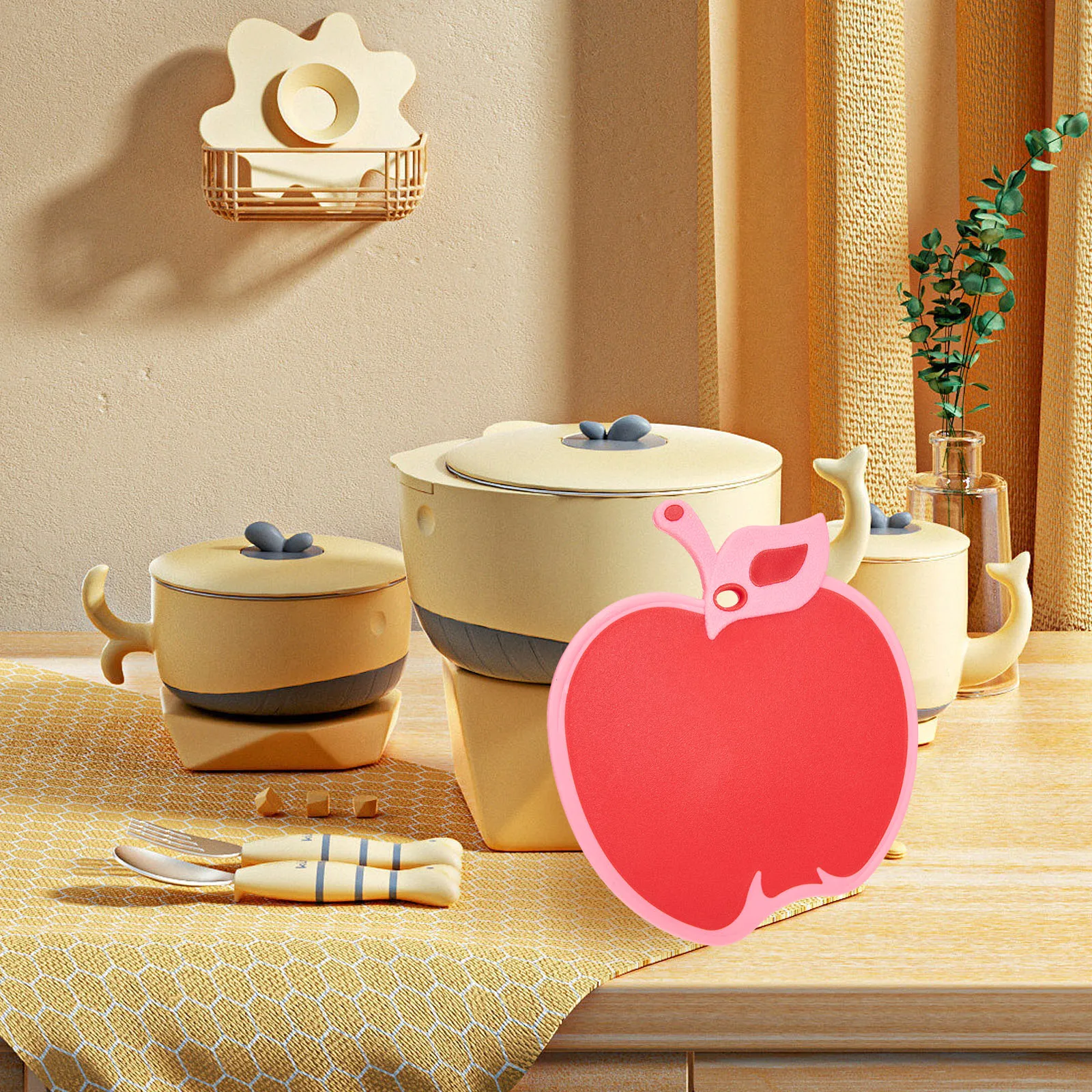 

Mini Cutting Board PP Material Lightweight Easy Clean Hanging Hole Kitchen Fruit Shaped Vegetable Slicing Household Serving